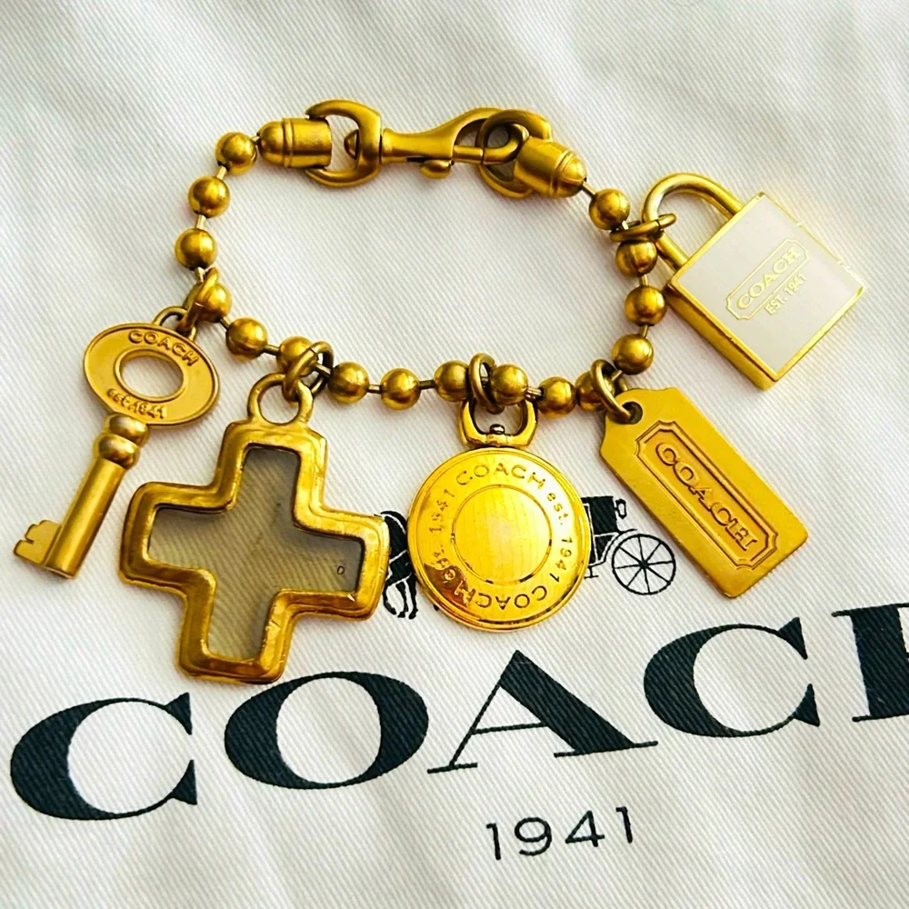 💰SOLD💰Vintage Coach 1941 Charm Bracelet - Picture 1 of 15